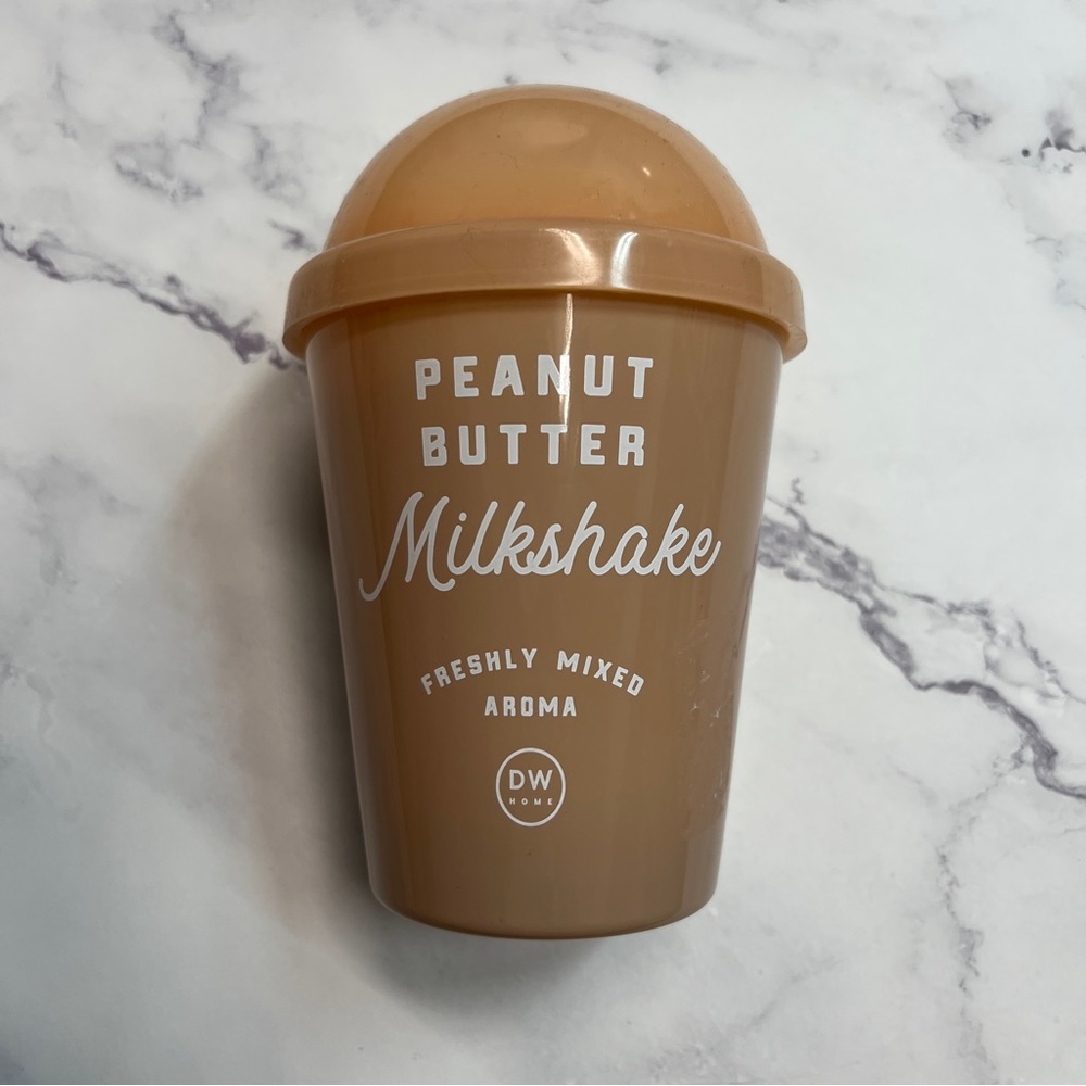 DW Home Candle “Sips” Collection - Peanut Butter Milkshake